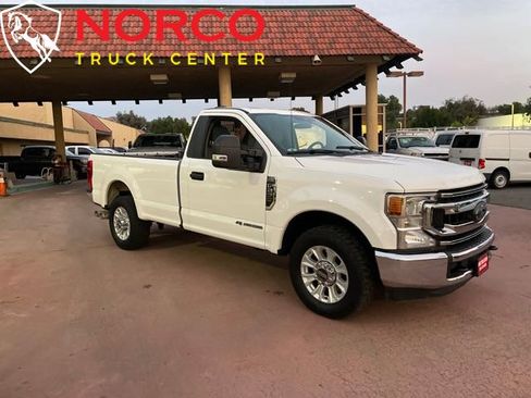 Used 2020 Ford F250 XL w/ STX Appearance Package image 2