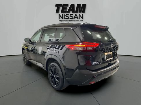 Used 2023 Nissan Rogue SV w/ SV Premium B Package image 4
