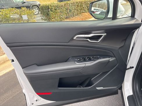 New 2026 Kia Sportage EX image 14