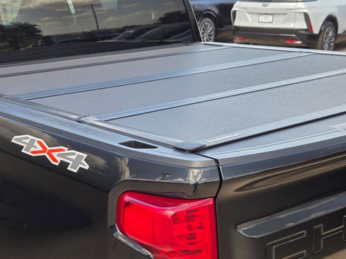 Used 2023 Chevrolet Silverado 1500 LT AWD/4WD image 29