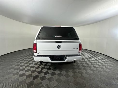 Used 2015 RAM 1500 Express image 7