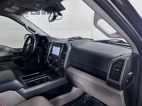 Used 2019 Ford F150 XLT w/ Equipment Group 302A Luxury image 34