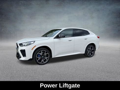 Used 2024 BMW X2 M35i image 11