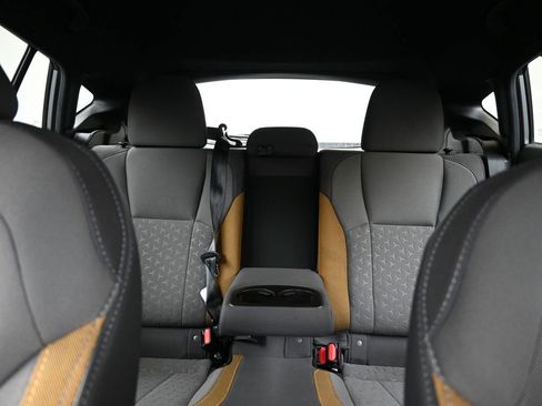 Certified 2025 Subaru Crosstrek 2.5i Sport AWD/4WD image 37