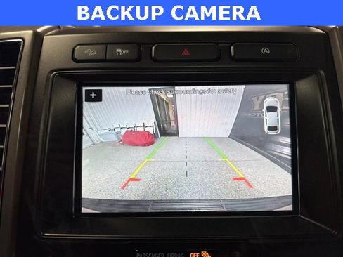 Used 2018 Ford Expedition XLT w/ Equipment Group 202A image 5