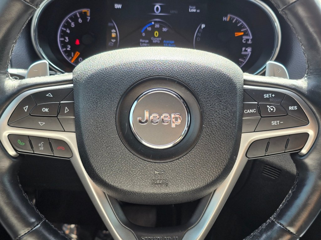 Used 2017 Jeep Grand Cherokee Altitude AWD/4WD image 34