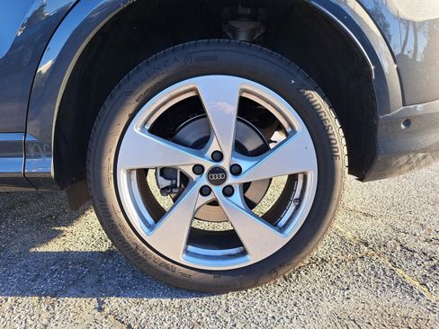 Used 2025 Audi Q5 Premium Plus w/ Premium Plus image 7