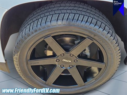 Used 2018 GMC Yukon SLT image 9