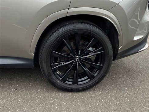 Used 2022 Lexus NX 350 F Sport image 11