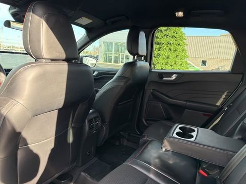 Used 2024 Ford Escape ST-Line w/ Tech Pack #1 image 32