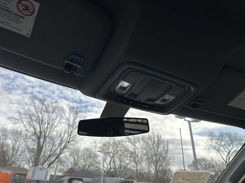 Used 2022 Chevrolet Silverado 3500 LT w/ Remote Start Package image 21