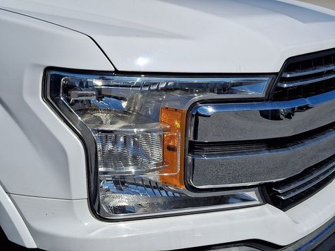 Used 2018 Ford F150 Lariat w/ Equipment Group 501A Mid image 8