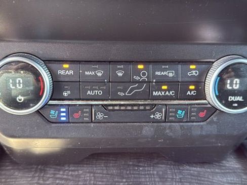Used 2021 Ford Expedition Max Limited AWD/4WD image 21
