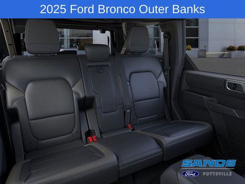 New 2025 Ford Bronco Outer Banks image 11