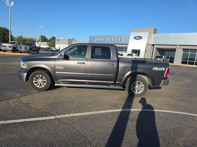 Used 2018 RAM 1500 Laramie w/ Convenience Group AWD/4WD image 6