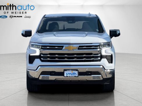 Used 2023 Chevrolet Silverado 1500 LTZ w/ Technology Package AWD/4WD image 10