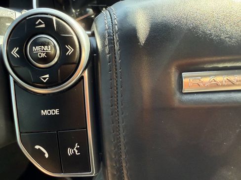 Used 2014 Land Rover Range Rover Supercharged image 30