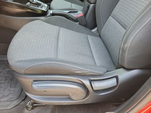 Used 2020 Kia Soul S FWD image 5