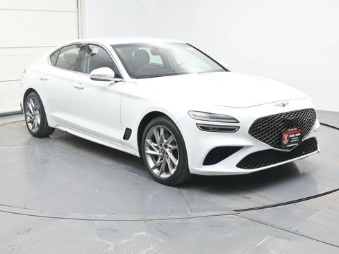 Used 2022 Genesis G70 2.0T image 25