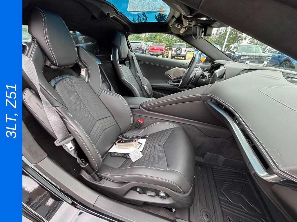 Used 2023 Chevrolet Corvette Stingray Premium Cpe w/ Z51 Performance Package RWD image 13
