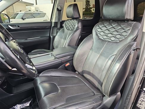 Used 2021 Hyundai Palisade Limited image 17