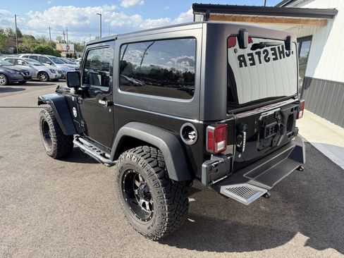 Used 2017 Jeep Wrangler Sport AWD/4WD image 11