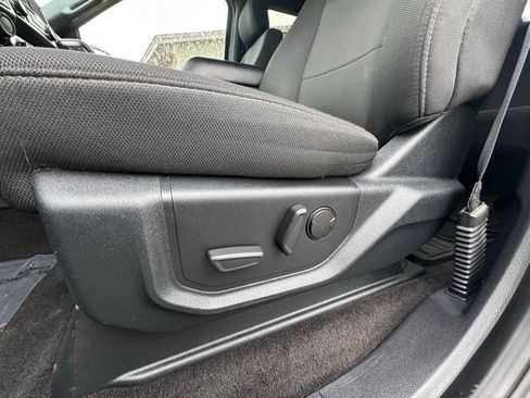Used 2019 Ford F150 XLT w/ Equipment Group 302A Luxury AWD/4WD image 20