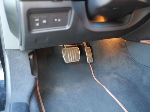 Used 2021 Jaguar F-TYPE R image 78