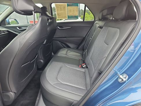 Used 2023 Kia Niro SX Touring FWD image 16