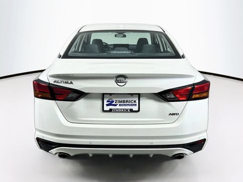 Used 2025 Nissan Altima 2.5 SV w/ SV Special Edition Package AWD/4WD image 6