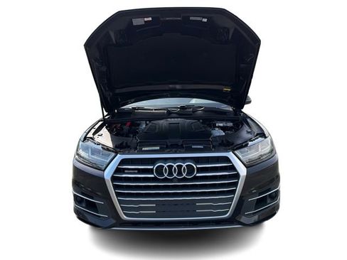 Used 2019 Audi Q7 3.0T Premium Plus w/ Premium Plus Package AWD/4WD image 13