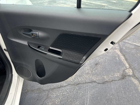 Used 2010 Scion xD FWD image 9