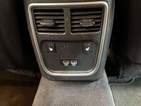 Used 2018 Chrysler 300 Limited w/ Safetytec Plus Group AWD/4WD image 29