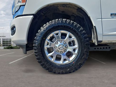 Used 2024 RAM 2500 Laramie w/ Safety Group AWD/4WD image 10