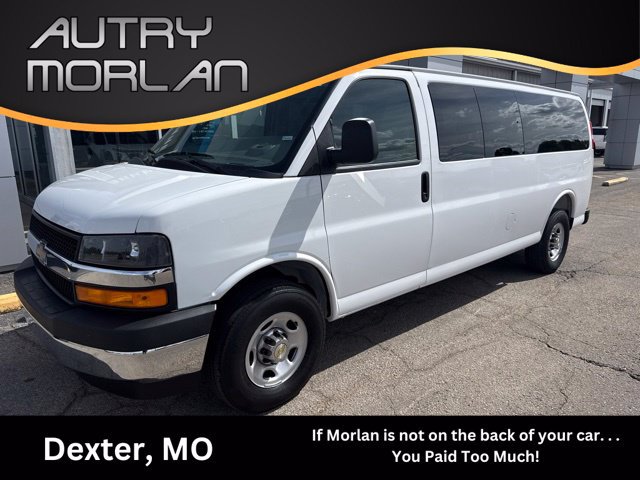 Used 2025 Chevrolet Express 3500 LT w/ LT Preferred Equipment Group RWD image 1