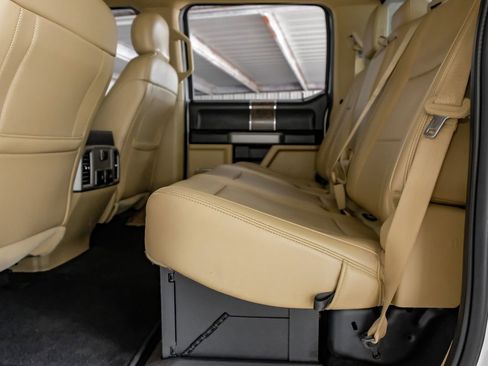Used 2019 Ford F450 Lariat w/ Lariat Value Package AWD/4WD image 37