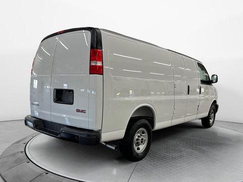 New 2025 GMC Savana 3500 Extended w/ Driver Convenience Package image 5