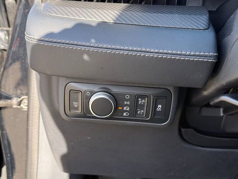 Used 2021 Ford Mustang Mach-E Premium image 18