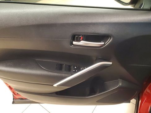 Used 2023 Toyota Corolla Cross XLE w/ Convenience Package image 19