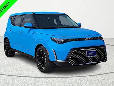 Used 2023 Kia Soul EX image 1