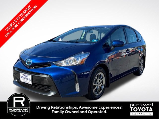 Used 2017 Toyota Prius V Four FWD image 1