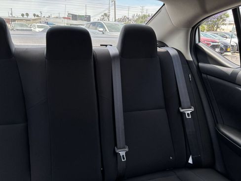 Used 2025 Nissan Sentra S FWD image 37