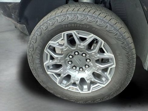 Used 2025 GMC Hummer EV 3X AWD/4WD image 17
