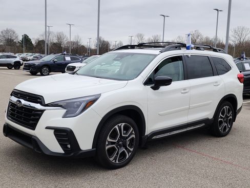 Certified 2024 Subaru Ascent Limited w/ Technology Package image 7