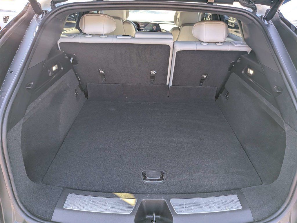 Certified 2024 Cadillac Lyriq Luxury RWD image 14