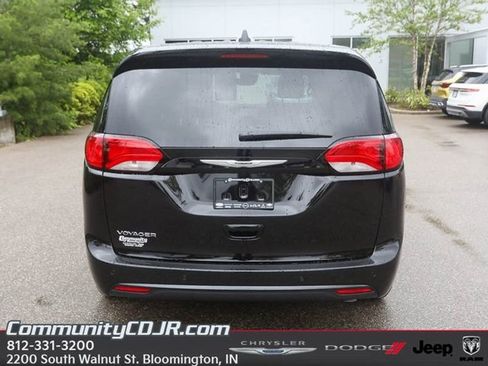 New 2025 Chrysler Voyager LX FWD image 6