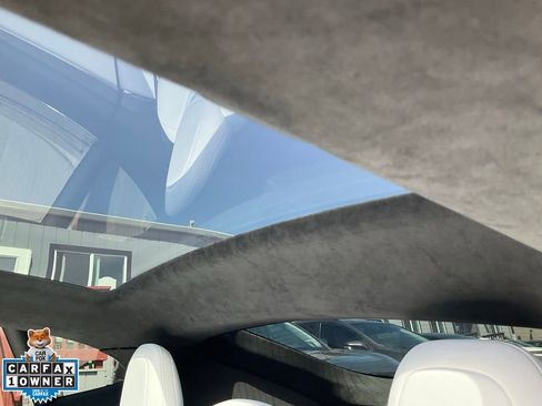 Used 2026 Tesla Model S Plaid AWD/4WD image 32