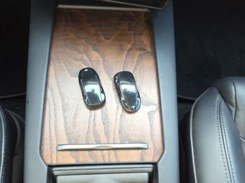 Used 2021 Tesla Model S Long Range image 17