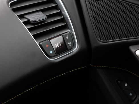 Used 2019 Chevrolet Corvette Z06 image 12