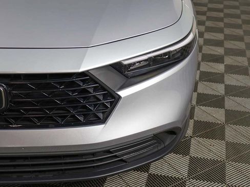 Used 2025 Honda Accord Sport image 14